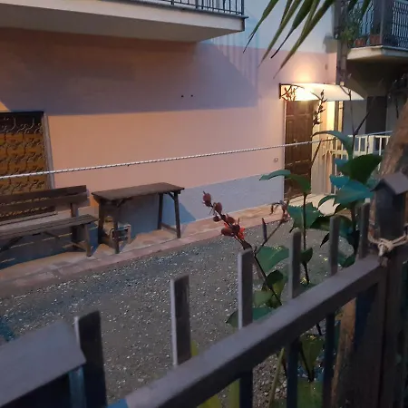 住宿加早餐酒店 Marilena 蒙泰焦尔达诺